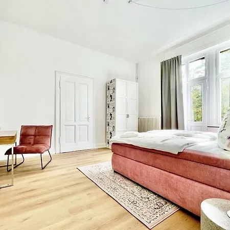 10br Holiday House In - What'app - 0034-635-520-036 - For Reservations! *